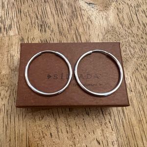 Silpada P0696 2" Sterling Silver Classic Hoop Earrings Hard to Find Lightweight